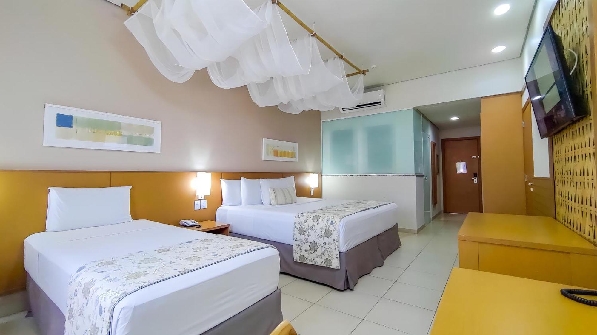 Blue Tree Thermas De Lins Resort Exterior photo