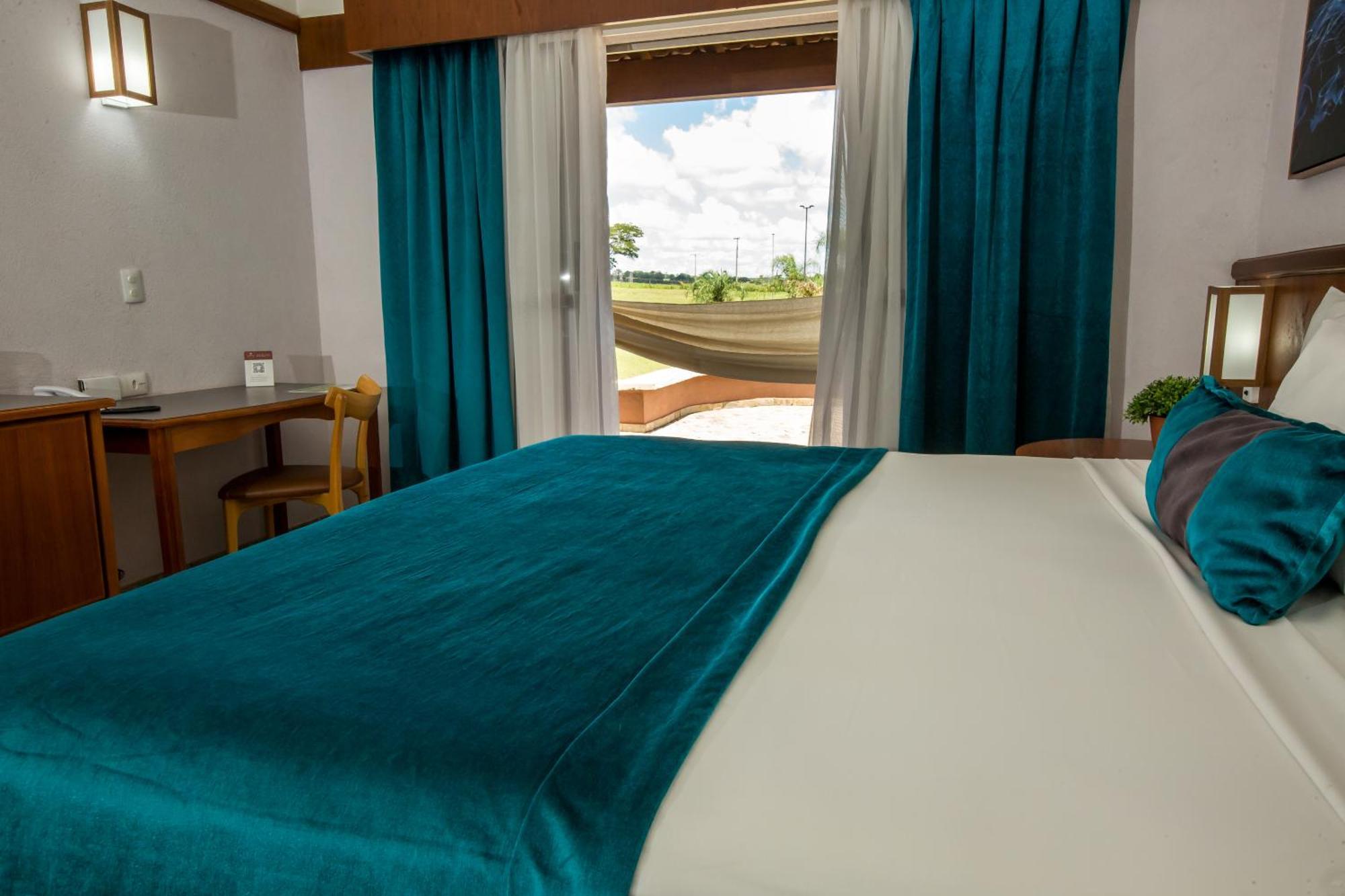 Blue Tree Thermas De Lins Resort Exterior photo
